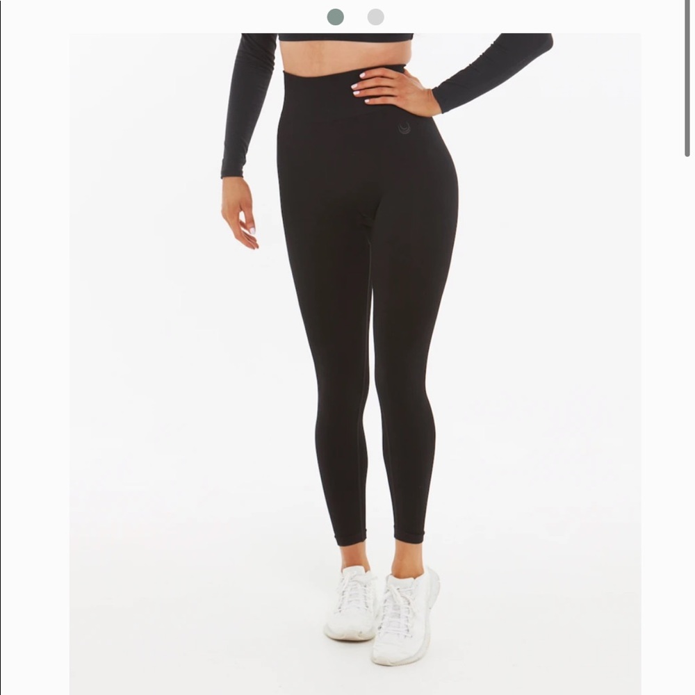 Lazulilabel Black air seamless legging